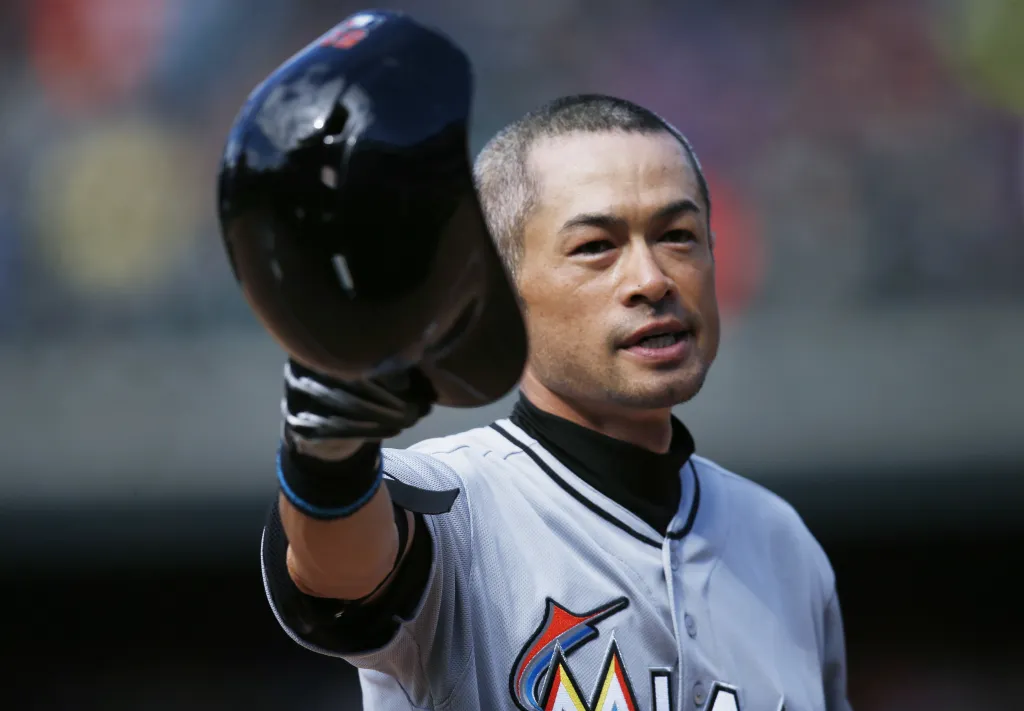 10-year Marliniversary: Ichiro records 3,000th hit in win over Rockies - Marlins