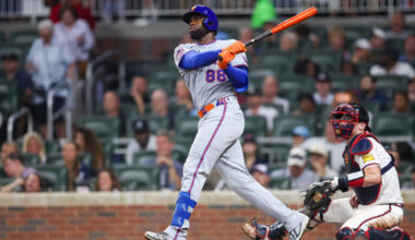 Aug 12, 2026; Atlanta, Georgia, USA; New York Mets center fielder Luis Robert Jr. (88) hits a home run against the Atlanta Braves in the seventh inning at Truist Park. Mandatory Credit: Brett Davis-Imagn Images