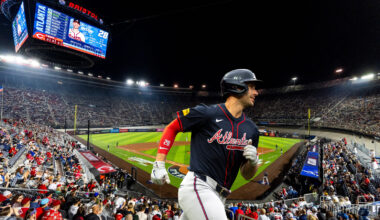 Atlanta Braves first baseman Matt Olson rounds the bases