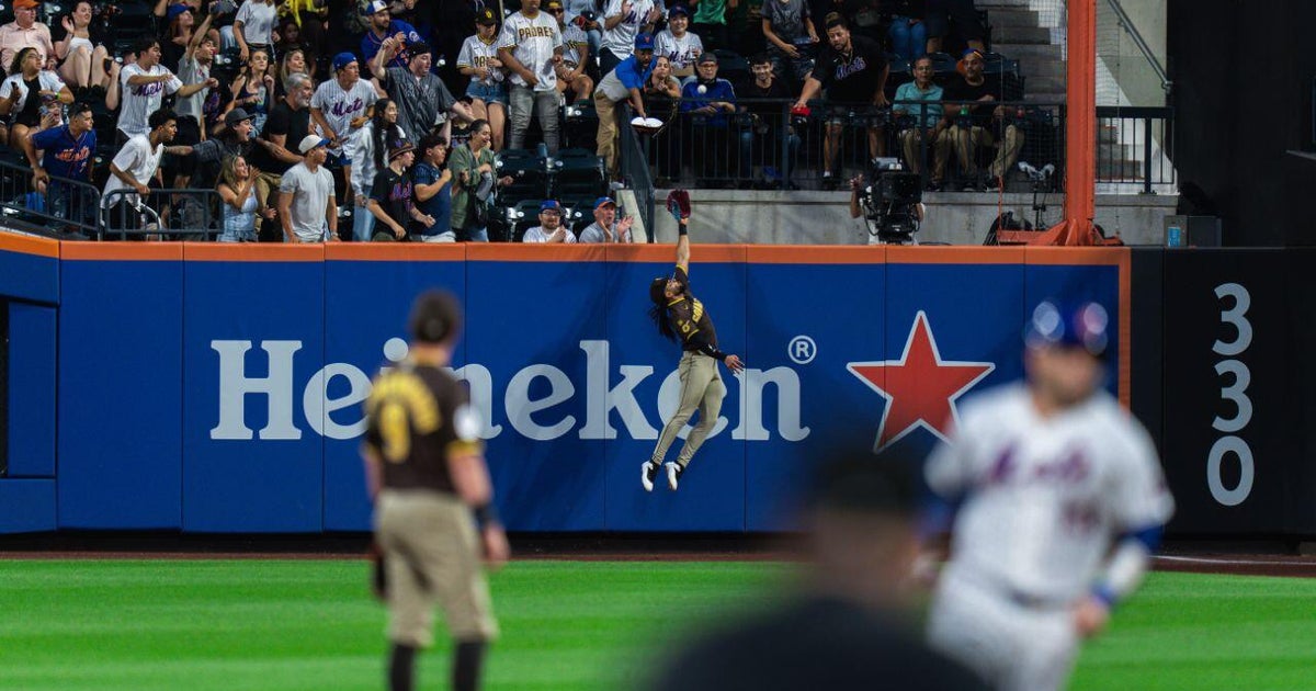 Fernando Tatis Jr. puts on a spectacular all-around show as Padres cool off Mets