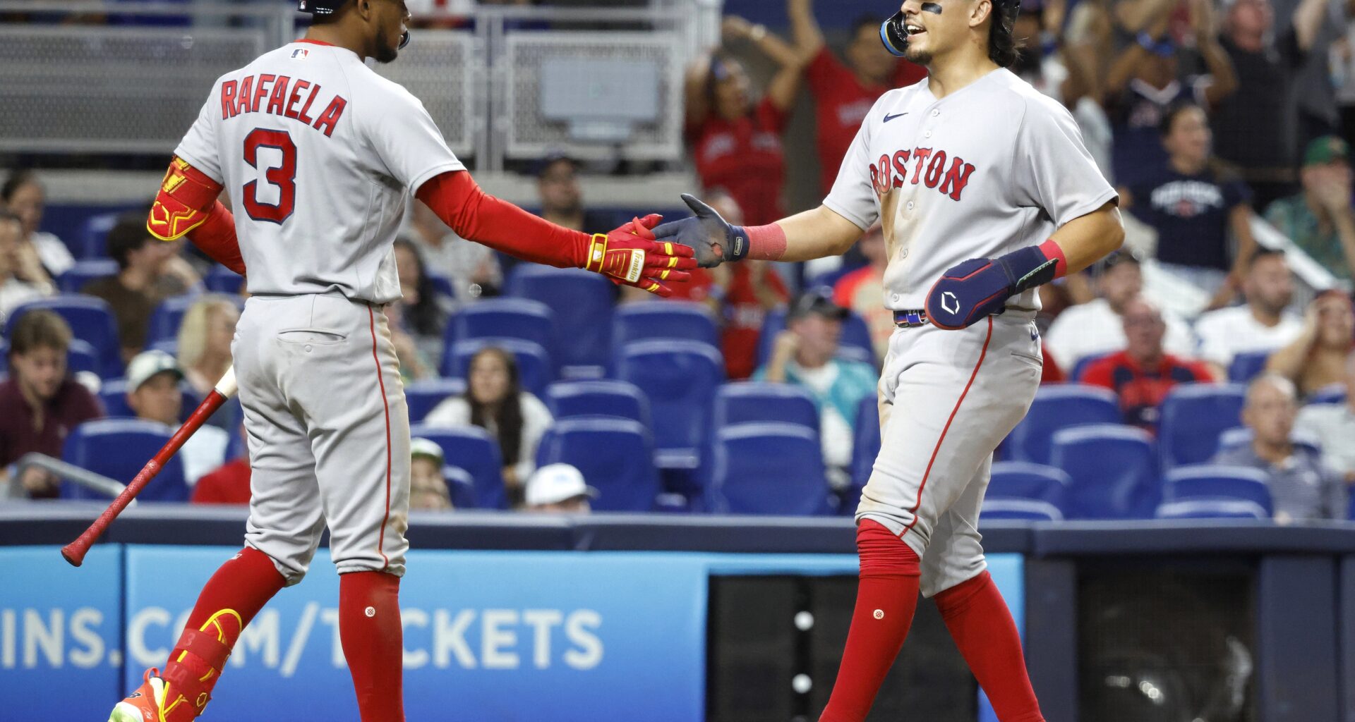Red Sox keep finding a way, rally late to beat Marlins for fourth straight comeback win