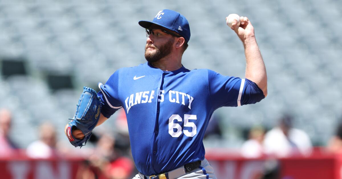 Noah Cameron throws a one-hitter in Royals' win over Angels