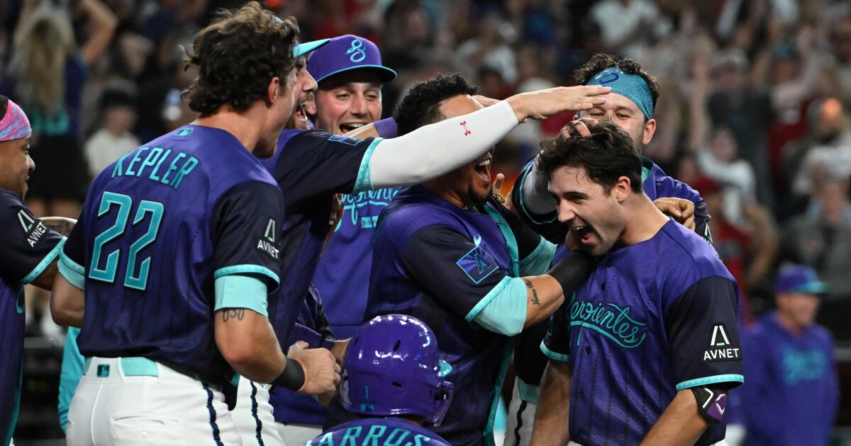 Dodgers fall to Arizona on walk-off homer as losing skid hits 7
