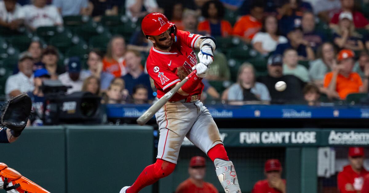 Zach Neto powers 18-run scoring spree in Angels' win over Astros