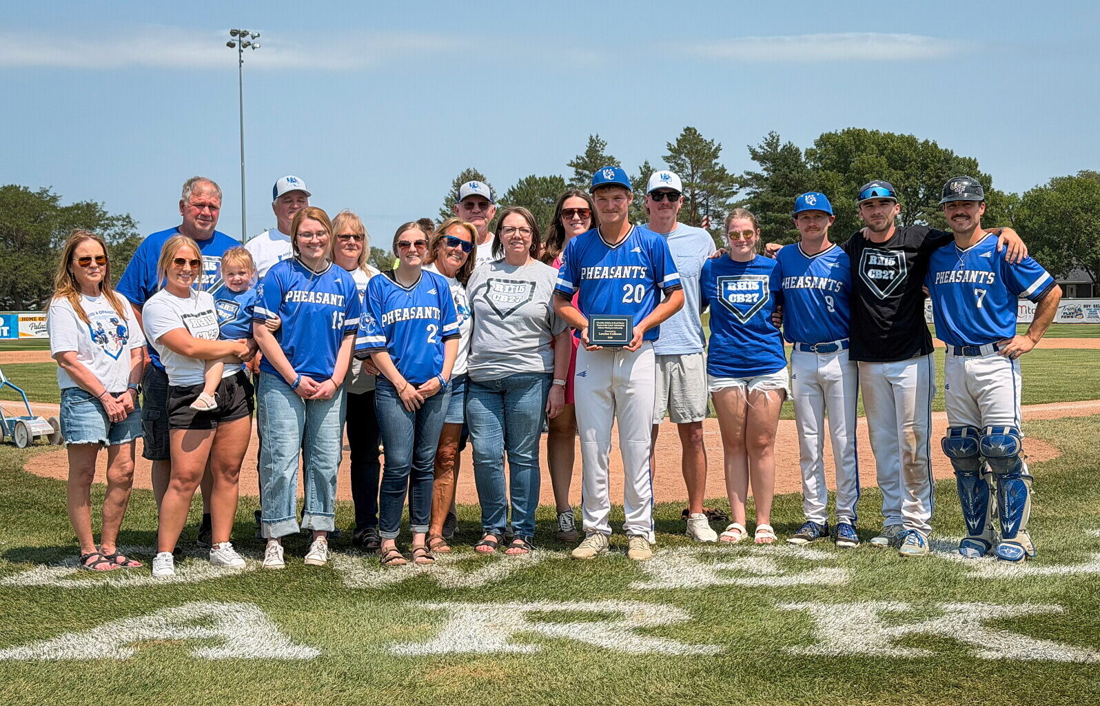 Traxler: SD amateur baseball pays proper, emotional tribute to late Winner/Colome standouts - Mitchell Republic