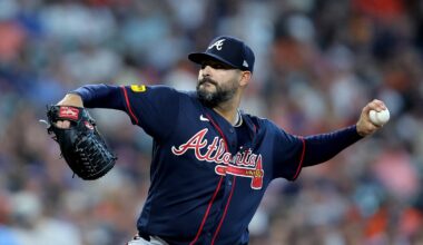 Sep 20, 2026; Houston, Texas, USA;  Atlanta Braves pitcher Martin Perez (33) delivers a pitch against the Houston Astros during the first inning at Daikin Park.  Mandatory Credit: Erik Williams-Imagn Images