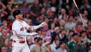 Trevor Story lifts Red Sox past Mariners with a 10th-inning walk-off single