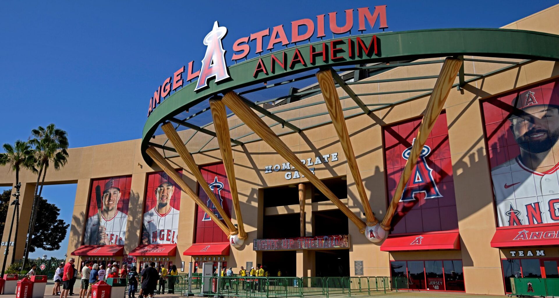 MLB's Los Angeles Angels to be sold to Rams and Arsenal owner Stan Kroenke