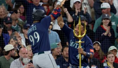 Lazaro Montes has memorable debut with homer, 2 RBIs as Mariners end skid with 9-6 win over Red Sox
