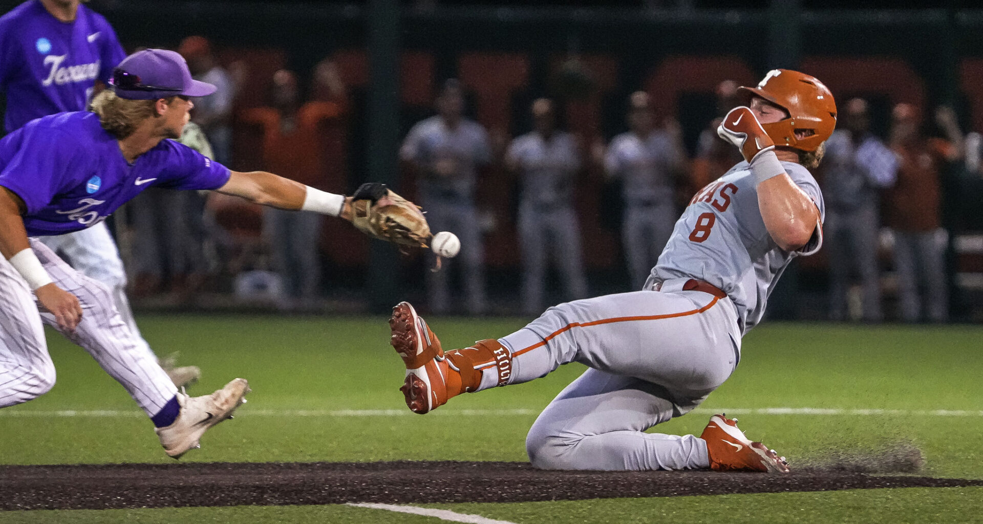NCAA Tournament Sunday: Super regional scores, schedule today
