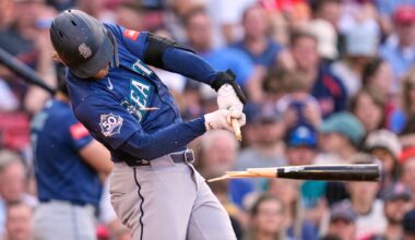 Jhonny Pereda has 2 RBIs, Mariners roll past Red Sox 8-3