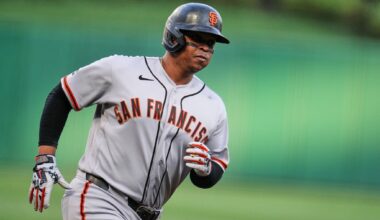 Rafael Devers hits 32nd homer, extends hit streak to 10 games as Giants beat Pirates 5-4 in 10
