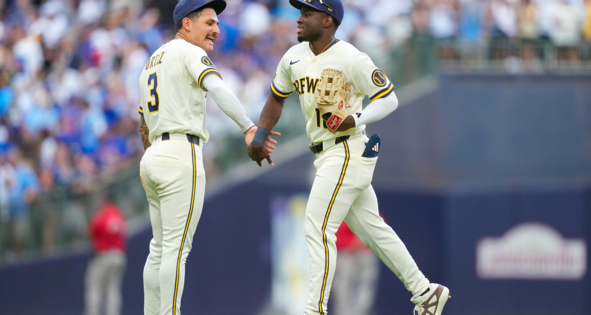 Brewers rookie Luis Lara already has a reputation for making spectacular catches at the wall