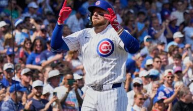 Cubs rally with 2 runs in 8th on walk, hit batter with bases loaded, top Pirates 4-3