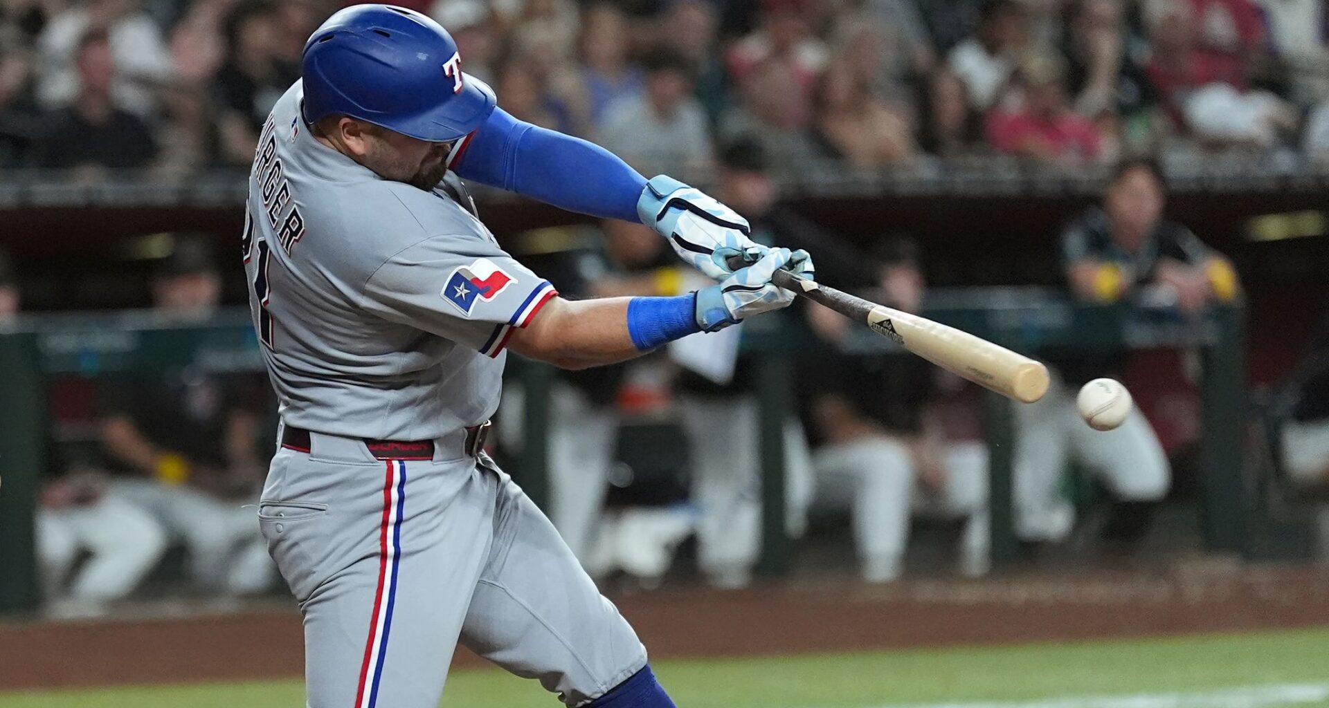 Rangers use a 6-run 5th inning to beat Diamondbacks 6-2, stay in AL playoff race