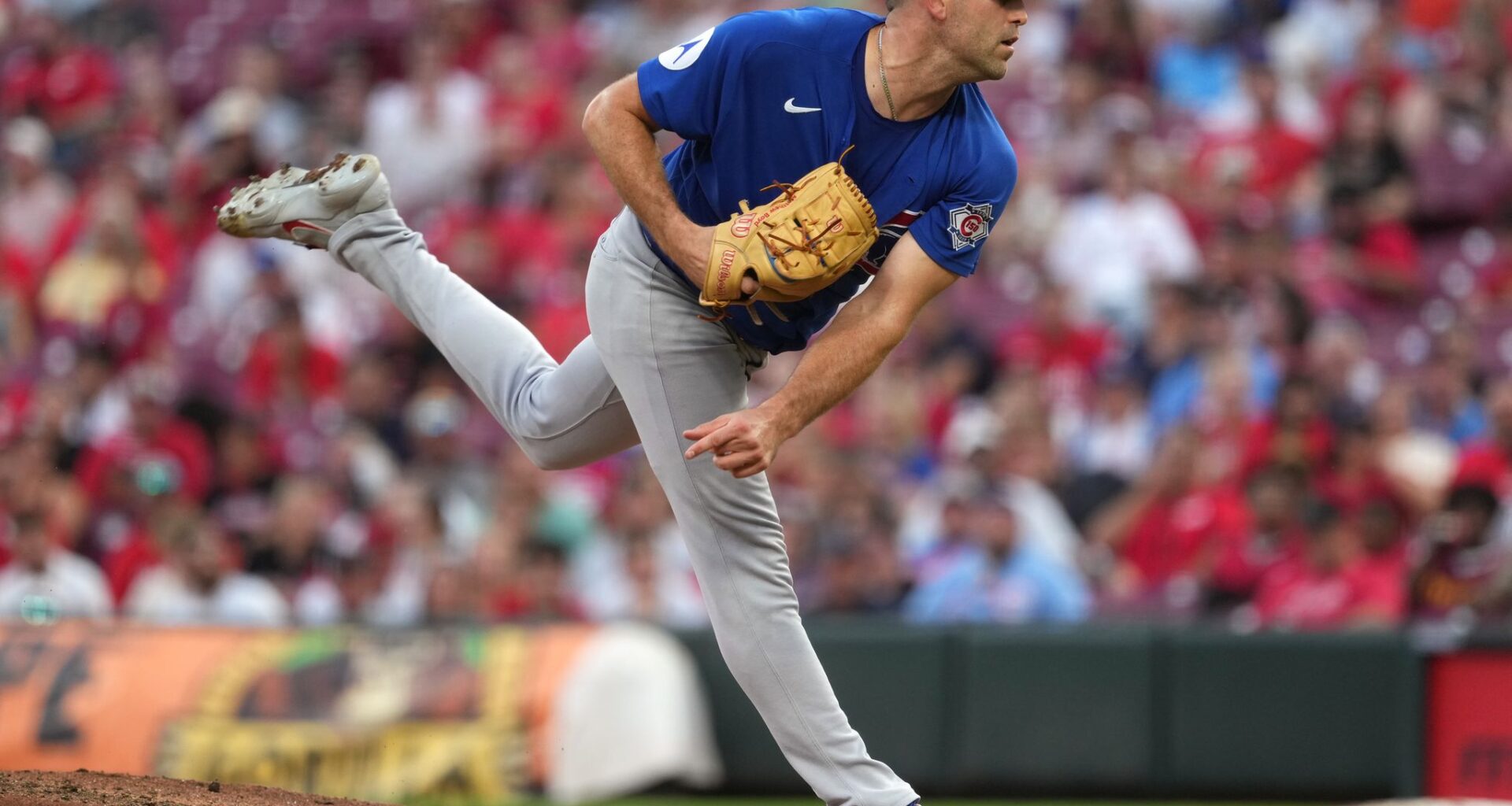 Boyd ends 6-start winless streak, Cubs beat Reds 5-2 to close on playoff berth