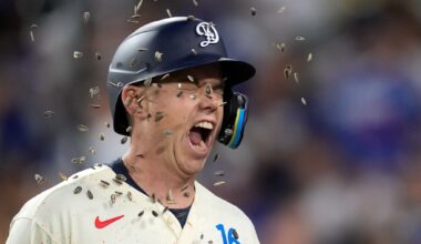Dodgers outslug Giants 10-4, led by Mookie Betts with four hits