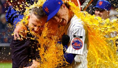 Benge breaks Mets rookie hits record held by Alonso in New York's 10-3 win over Phillies