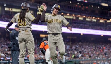 Five-run third lifts Padres past Giants