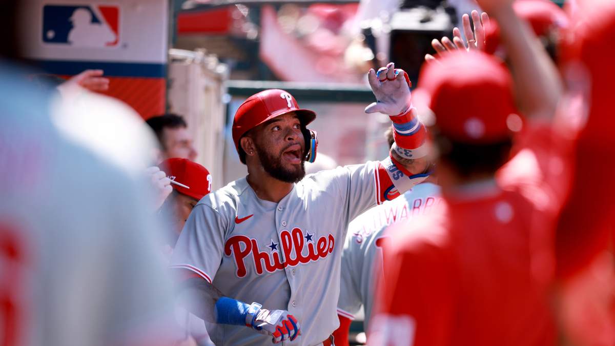 Wild Card Chase, Phillies' Heater Headline MLB Action