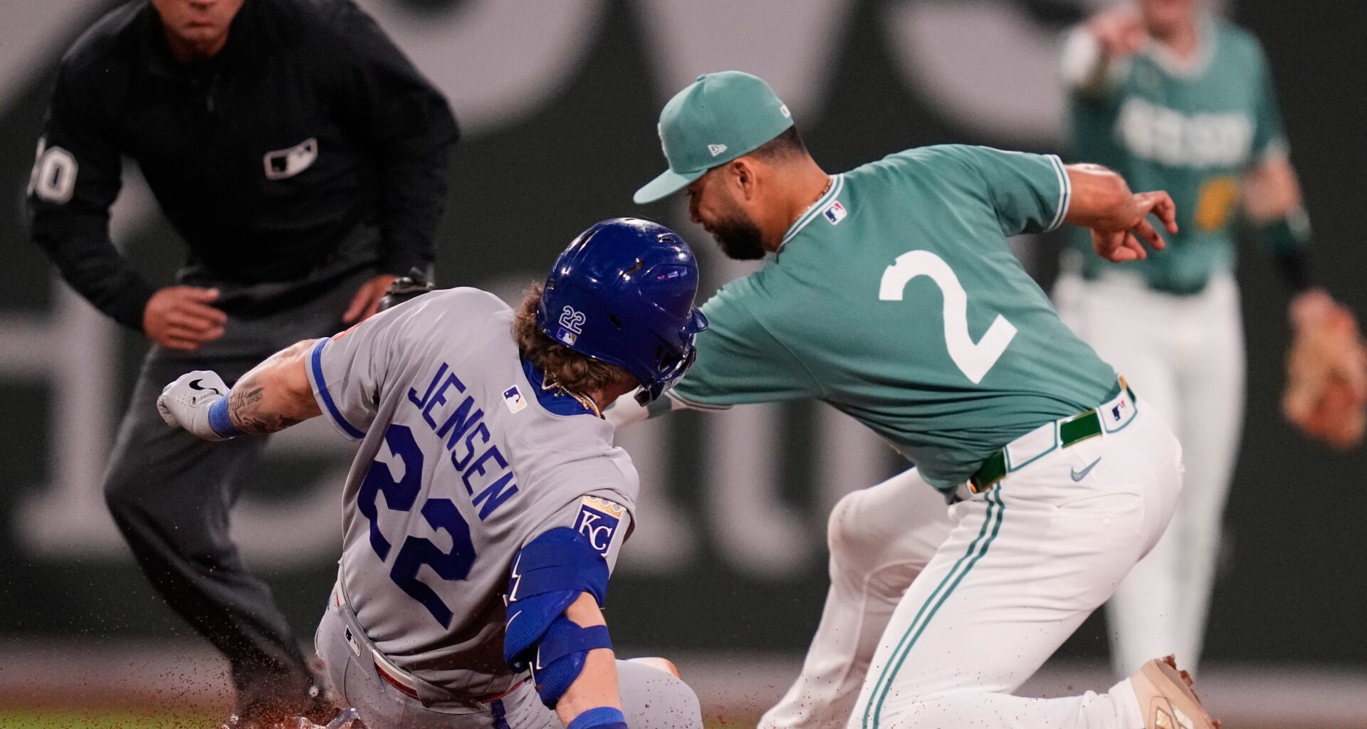 Bats silent as Red Sox drop series opener to Royals for third straight loss
