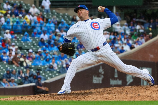 Chicago Cubs pitcher Caleb Thielbar (24) pitches during the eighth inning of a baseball game between the Pittsburgh Pirates and Chicago Cubs at Wrigley Field on Sunday, Sept. 13, 2026. (Arthur Maiorella/Chicago Tribune)