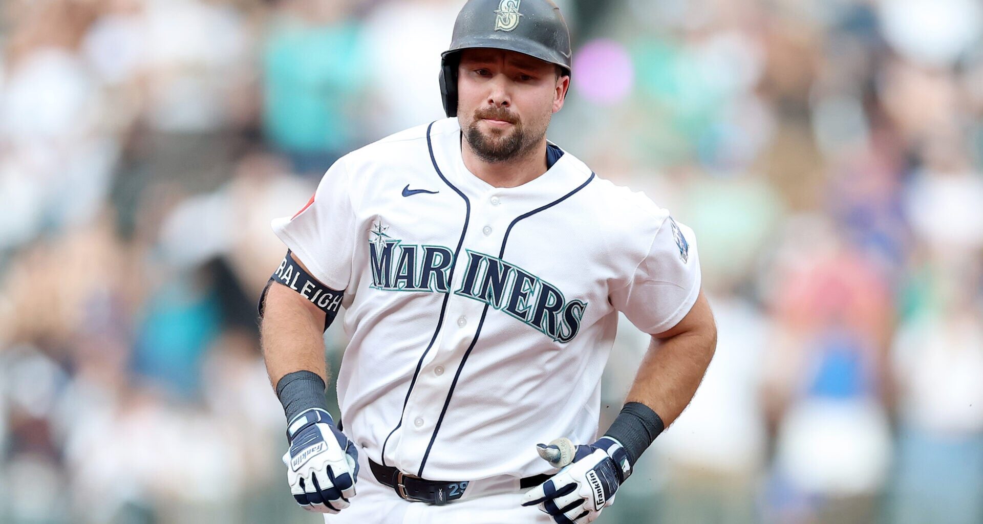 'Finally but too late' - MLB fans make Seattle Mariners point after Cal Raleigh's monster home run