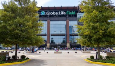 Rangers fans at regular-season home finale brace for potential MLB work stoppage