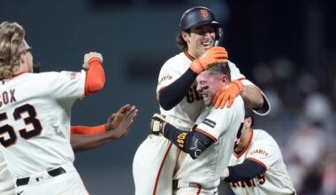 Giants work late for extra-inning Labor Day win