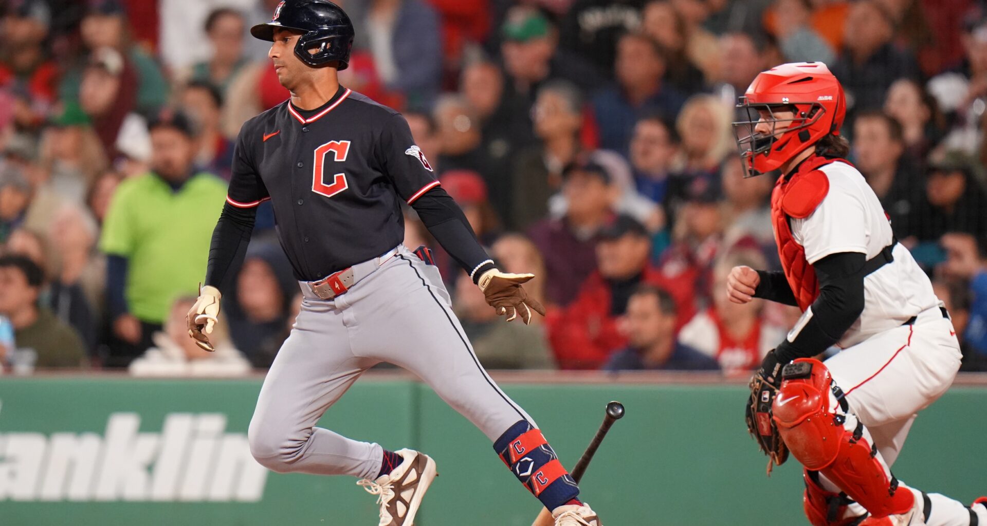 Red Sox waste opportunities, stumble late in 3-2 loss to Guardians