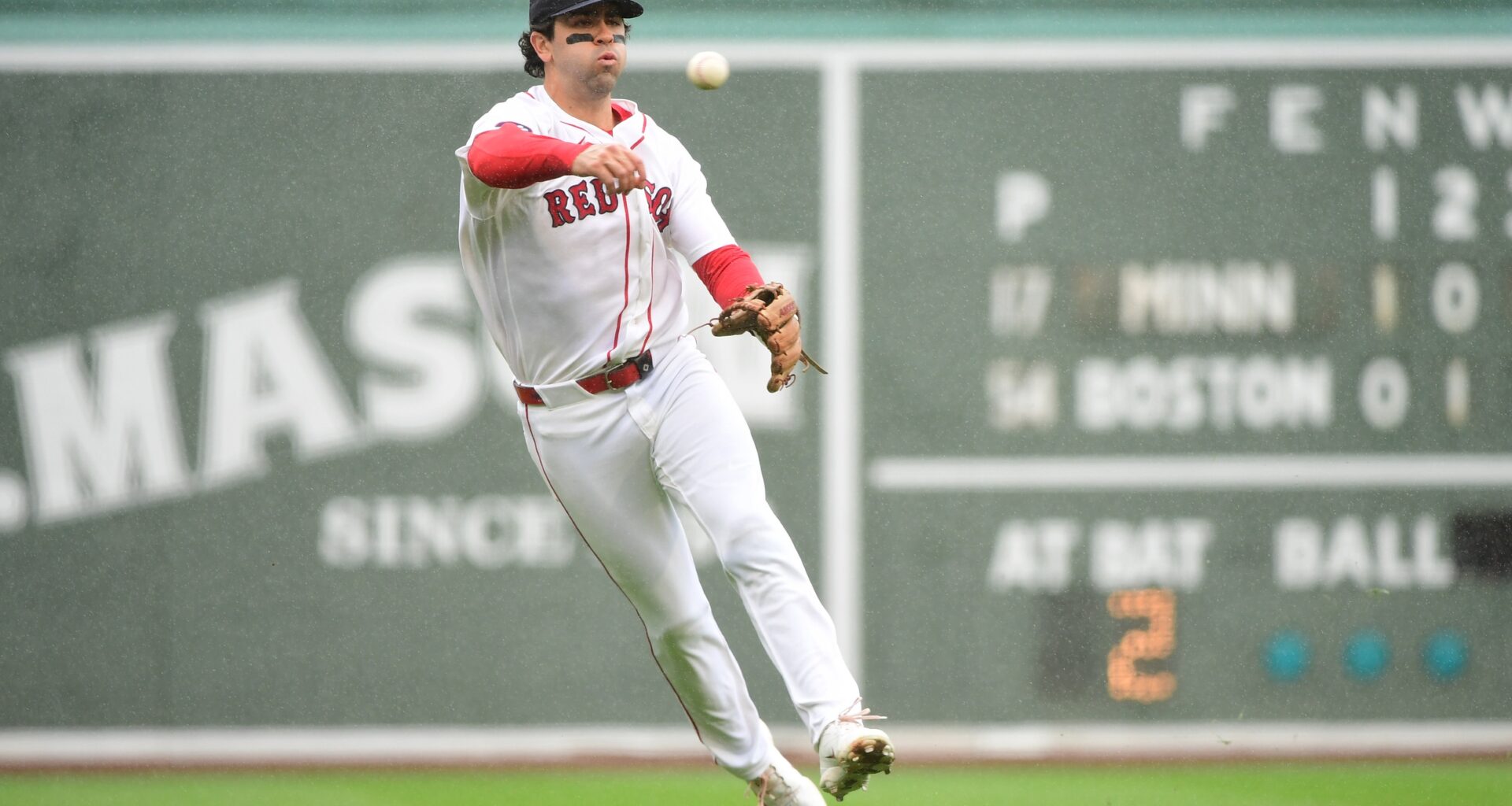 MLB Notebook: Mayer family happy to leave Boston behind; Red Sox-Yankees brace for Wild Card battle