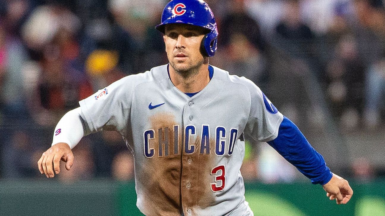 Bregman leaves game after being hit in face by foul ball in on-deck circle