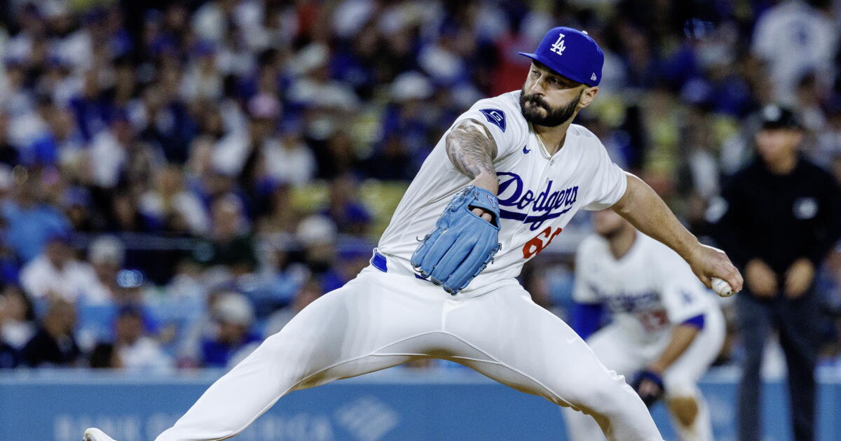 Dodgers aren't fretting over lack of designated playoff closer