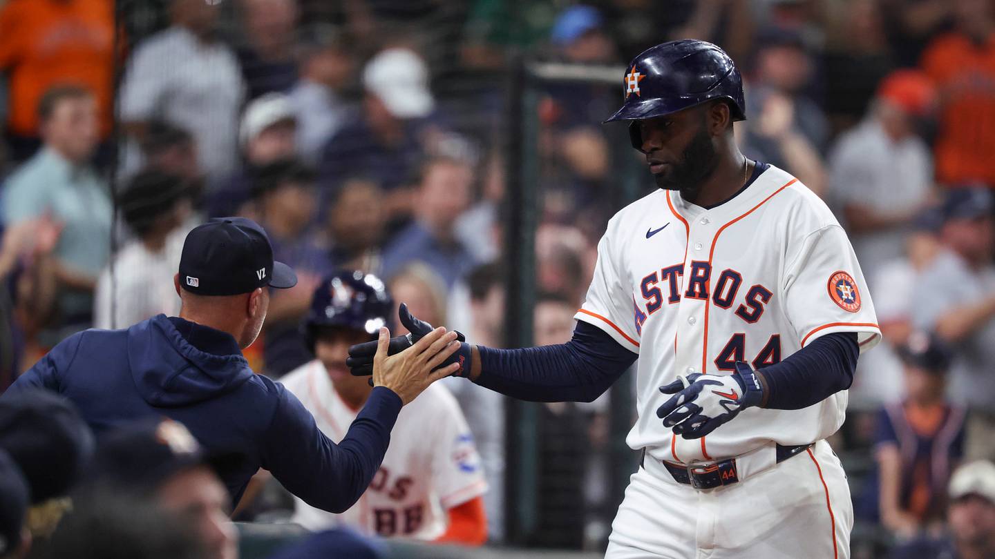 Former Astros Coach Reveals What Makes Yordan Alvarez Nearly Impossible to Stop