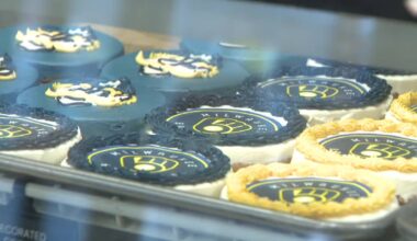 Brewers in NLCS: Milwaukee businesses get ready for another round