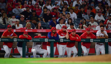 Angels Chad Wallach retires