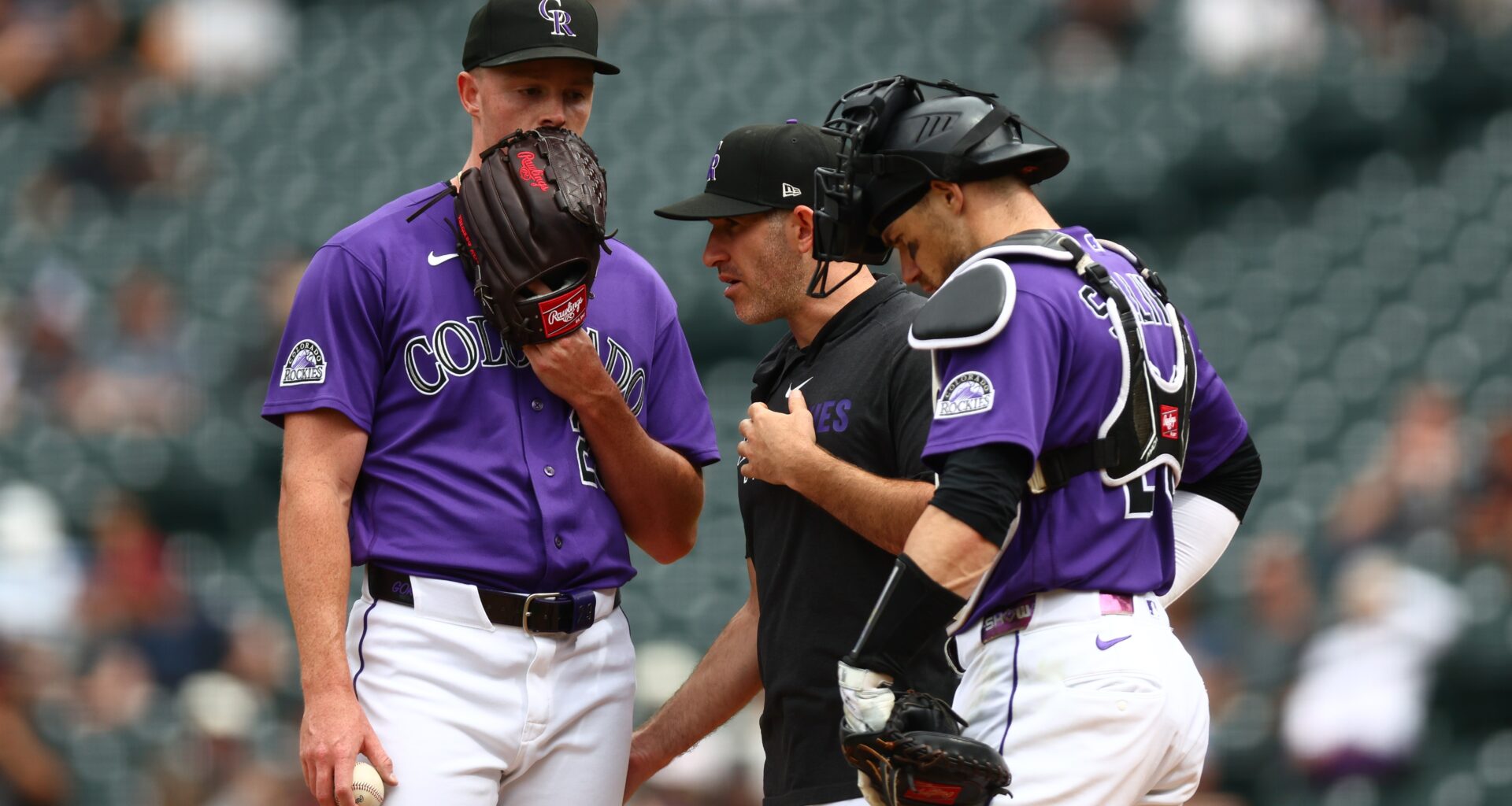 Rockies fire pitching coach Alon Leichman after one season