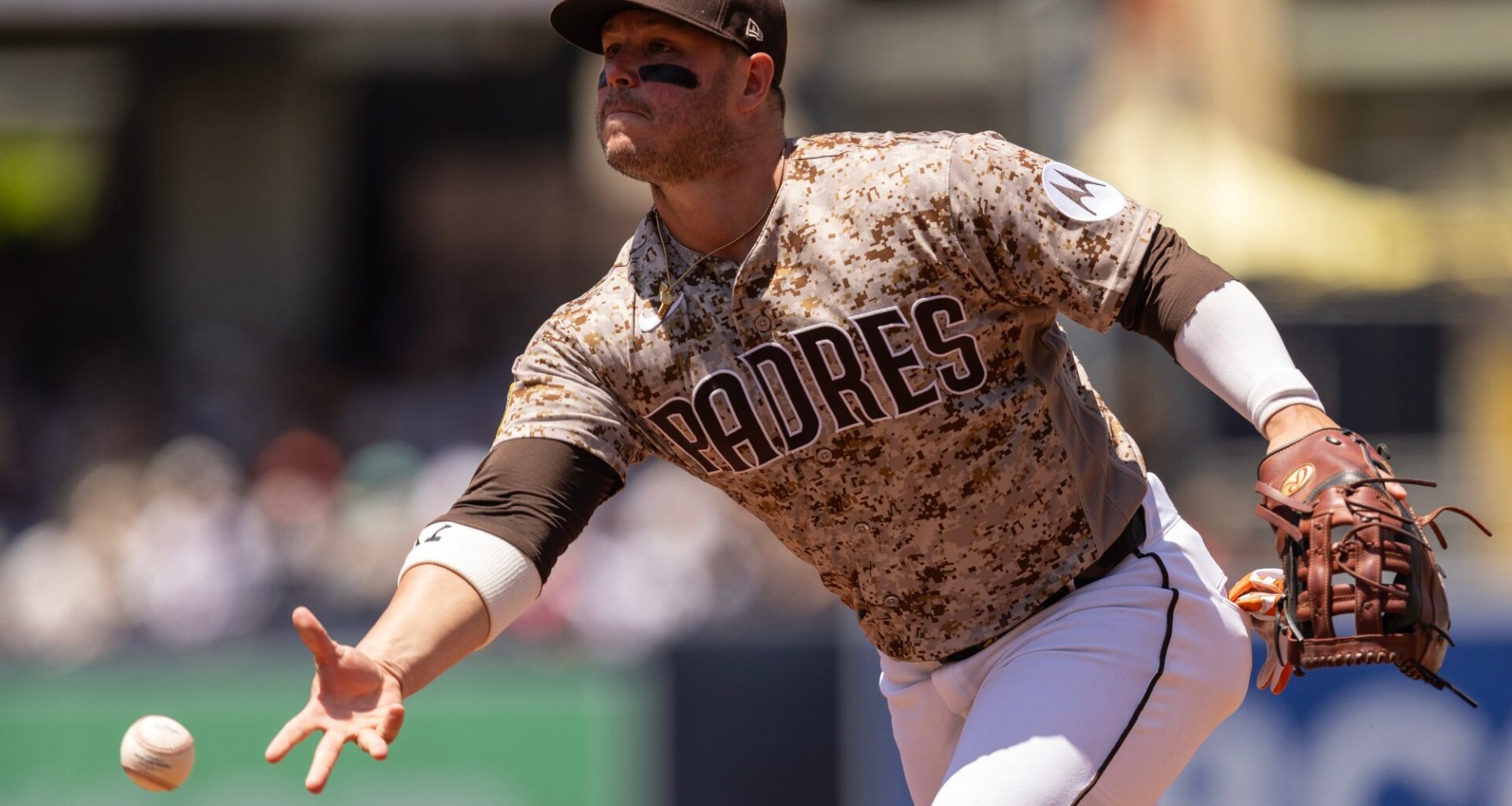 The Padres' Ty France, Freddy Fermin named finalists for NL Gold Glove
