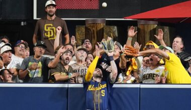 Brewers center fielder Garrett Mitchell denies Manny Machado of a home run that would have tied Wednesday night's Game 4 of the Division Series in San Diego.