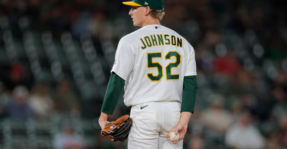 Elephant Rumblings: Johnson Undergoes Surgery; Back To The NL Playoffs