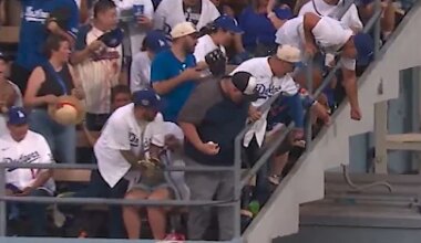Freddie Freeman ties it up for the Dodgers in the 4th! 💥 #dodgers #baseball #mlb - YouTube