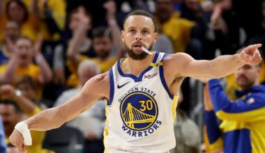 NBA Playoffs: Steph Curry carries Warriors to Game 3 win over Rockets