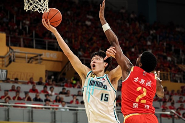 chinese basketball rising star yang announces entry into nba draft 2025