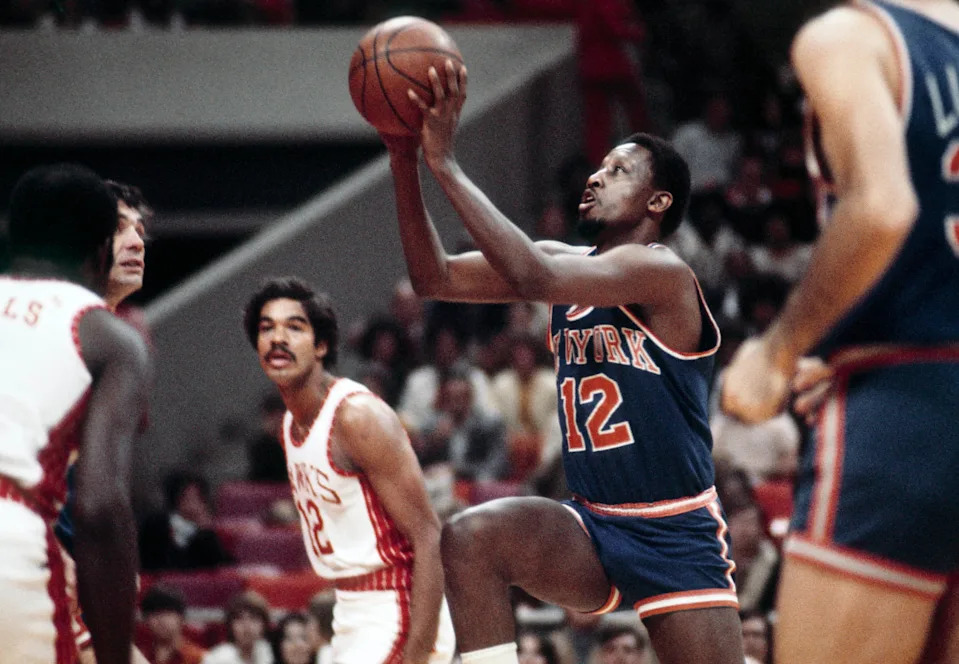 New York Knicks guard Dick Barnett versus the Atlanta Hawks© Manny Rubio-Imagn Images