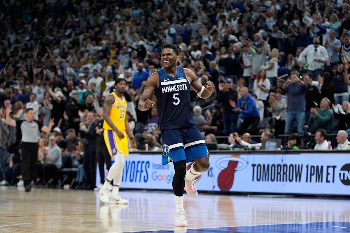 NBA playoffs: Lakers coach JJ Redick's refusal to sub players in 2nd half, Anthony Edwards' 43 points put L.A. on brink of elimination