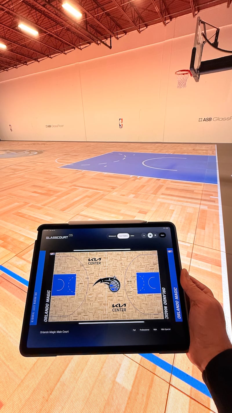 The court’s video, diagramming and player tracking capabilities are controlled via a tablet.