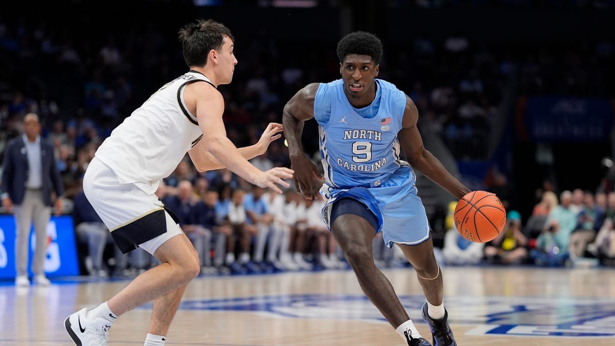Drake Powell of UNC basketball to leave Tar Heels