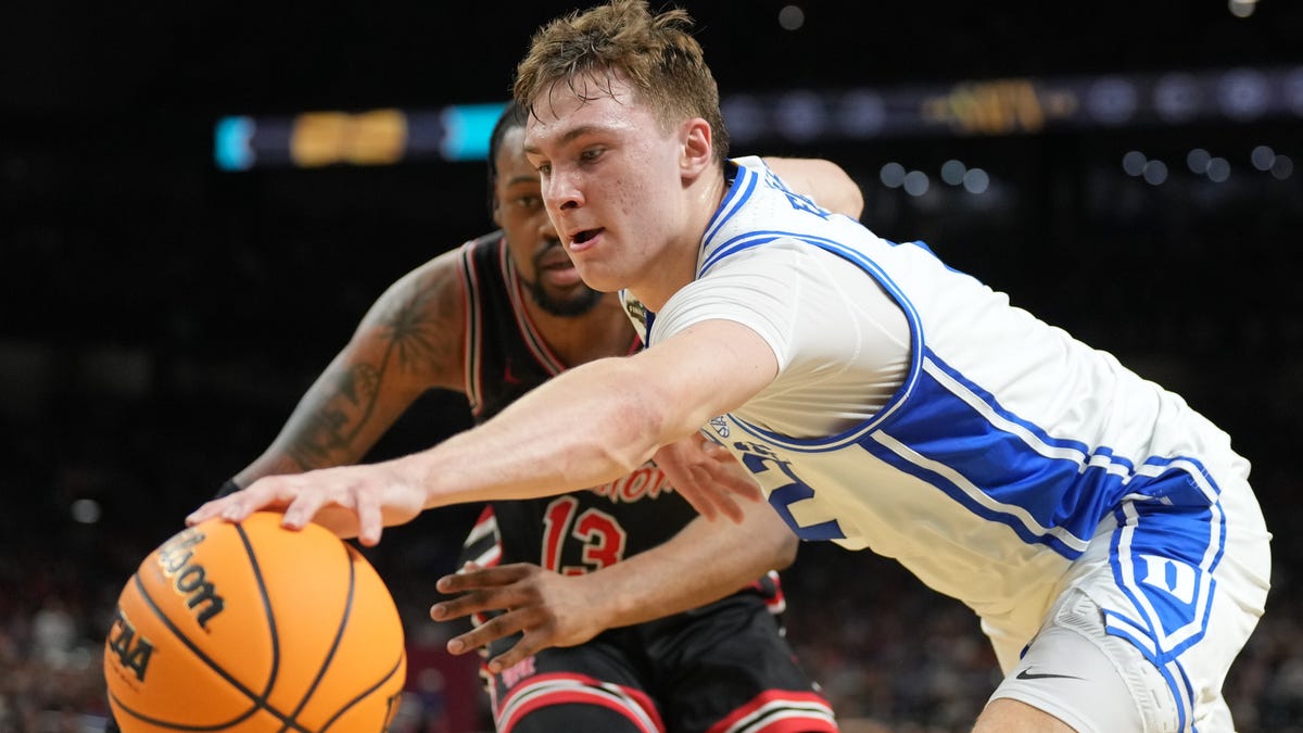 Duke's Cooper Flagg enters NBA Draft as likely No. 1 pick