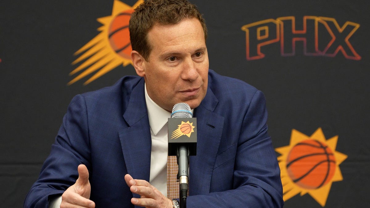 Suns next coach could be with a current NBA playoff team
