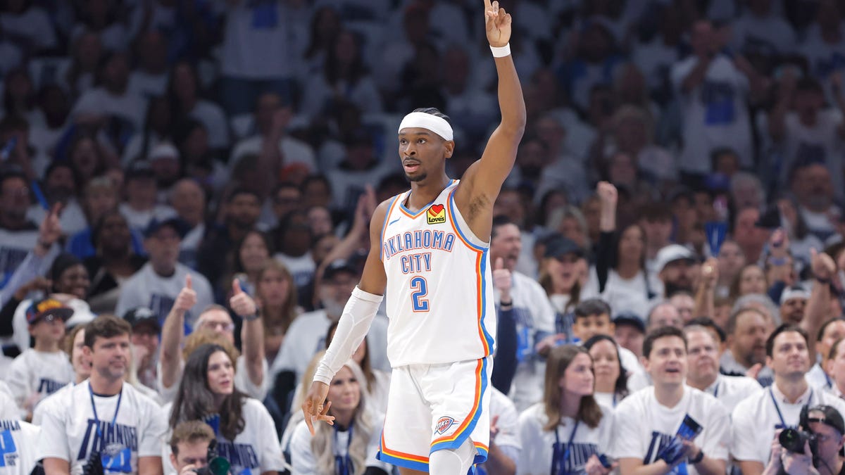 Ranking all 16 teams based on championship odds